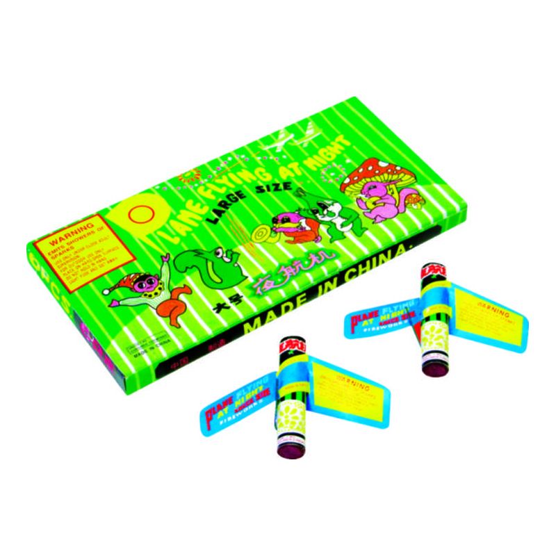 Grandes fuegos artificiales de avión volador nocturno